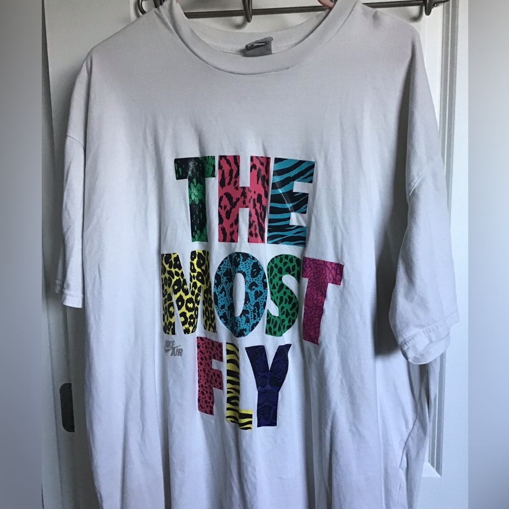 Vintage 90s Nike neon graphic tshirt